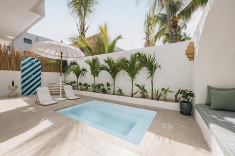 Patio, View (from property/room), Balcony/Terrace, Pool view, Swimming pool, sunbed
