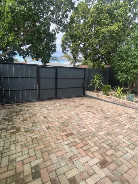 Wildflower Cottage House in Western Cape