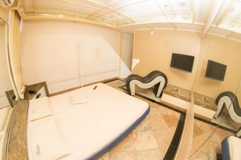 Motel Calèche Love hotel in Duque de Caxias