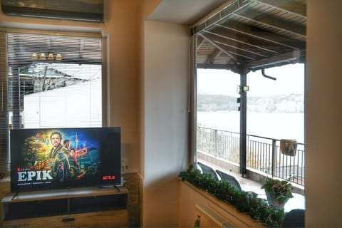 Natural landscape, TV and multimedia, Evening entertainment