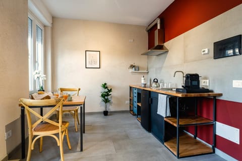 Kitchen or kitchenette, pet friendly