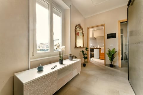 TV and multimedia, Kitchen or kitchenette, Photo of the whole room, Bedroom