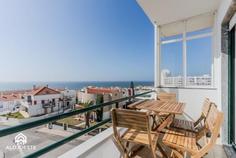 Property building, Patio, Natural landscape, Balcony/Terrace, Seating area