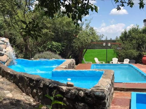 Swimming pool, Swimming pool
