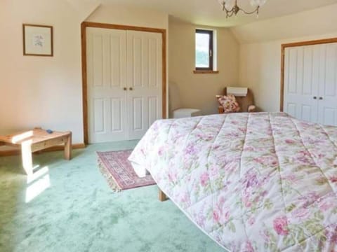 Kerrow Burn Lodge Cannich Inverness-shire House in Scotland