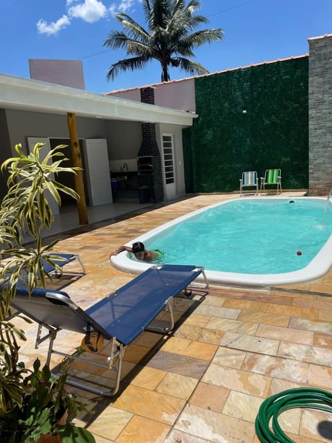 Swimming pool, Swimming pool