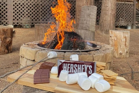 Elderberry Bluejay Location Goals Tub Time House in Shaver Lake