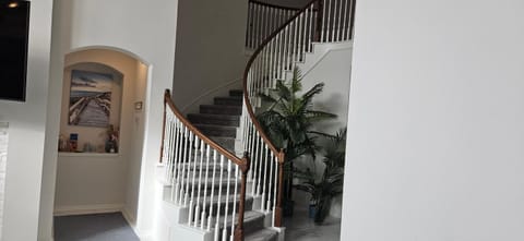 Pink Flamingo Resort House in La Marque