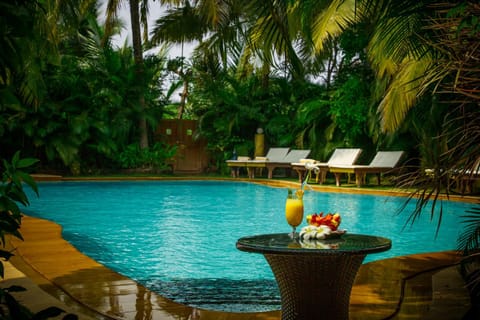 Swimming pool, Swimming pool