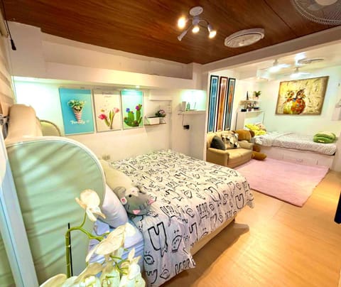 Bed, Photo of the whole room, Bedroom