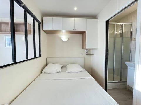 Appart'Village N3 Jouy Proche HEC-RER C 500 m Apartment in Île-de-France