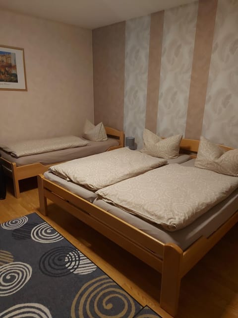 Zimmer Schmitz Vacation rental in Rhineland-Palatinate