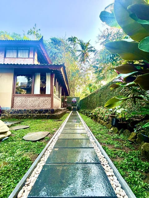 Balinese Homestay Villa in Payangan