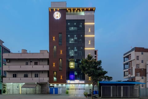 Property building, Night