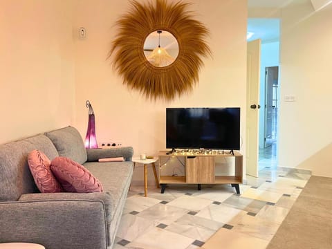 Communal lounge/ TV room, TV and multimedia, Living room, Seating area