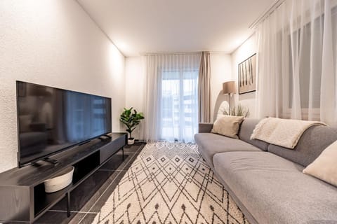 TV and multimedia, Decorative detail, Seating area