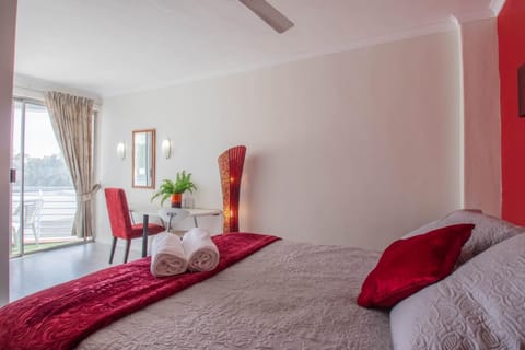 Unit 62 Peninsula Bay Apartment hotel in Cape Town