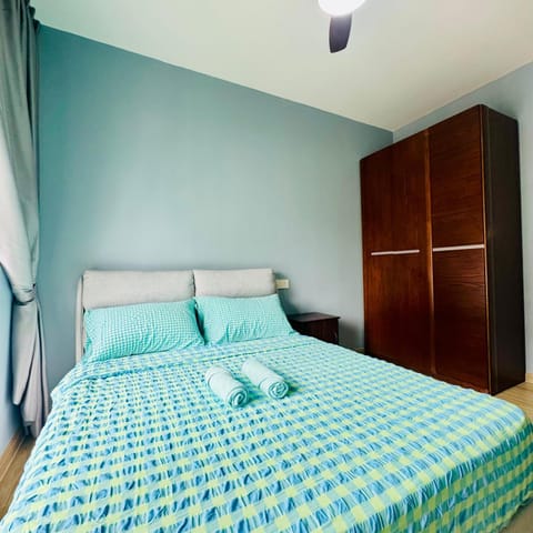 Bed, wardrobe