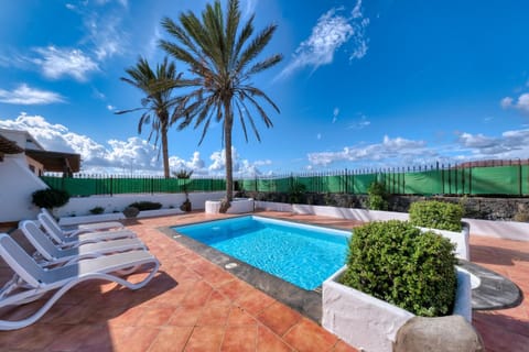 Solarium, Swimming pool
