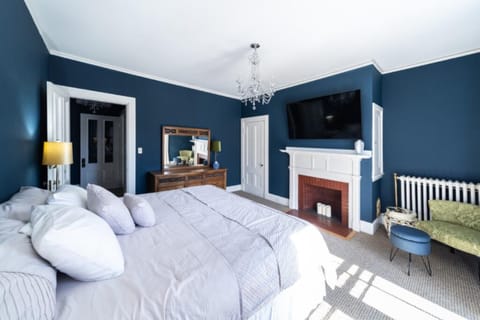 210 Main St Apartment in Ellsworth