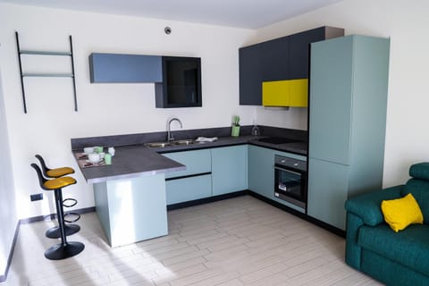 dishwasher, oven, stove