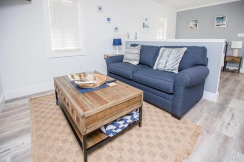 Seahorse Studio - A Downtown Retreat House in Ocean Springs