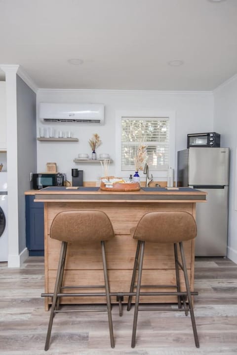 Seahorse Studio - A Downtown Retreat House in Ocean Springs