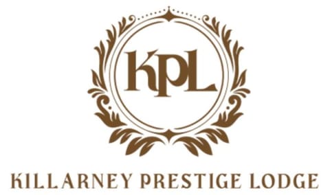 Luxury Eleven Bedroom House Sleeps 23 5-10 mins walk from town Centre House in Killarney