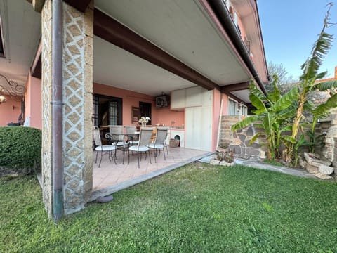 Property building, Garden view