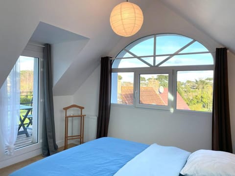 Maison neuve avec WIFI, terrasse, à 700m de la plage à TREGASTEL - Réf 403 Villa in Trégastel