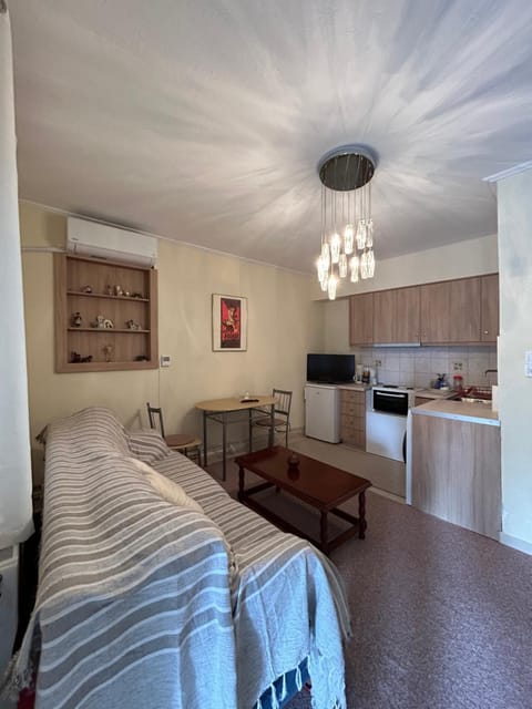 Paws & Relax Retreat Apartment in Kalabaka