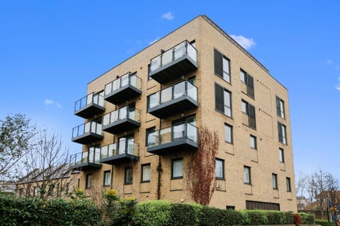 Property building, Area and facilities