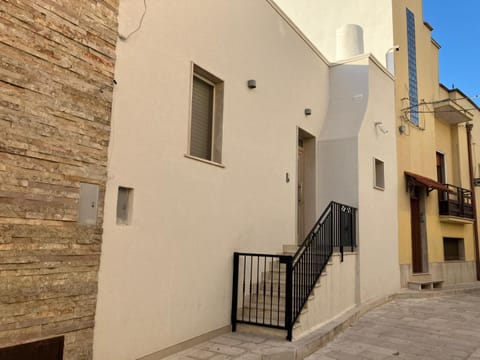 Property building, Street view