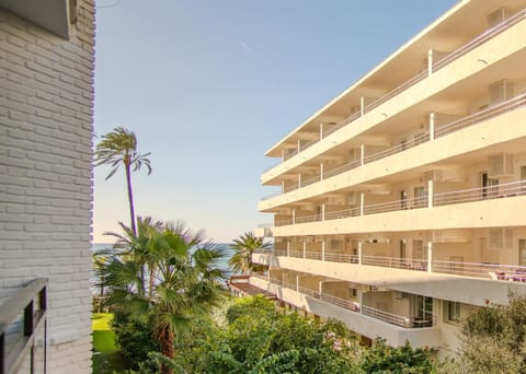 Balcony/Terrace, Garden view
