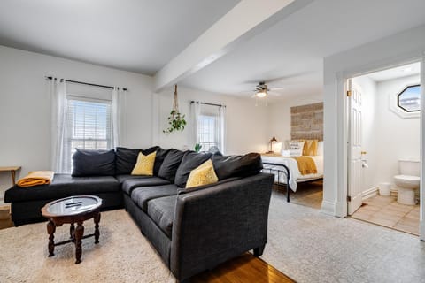 Bathroom, Living room, Photo of the whole room, Seating area, Bedroom