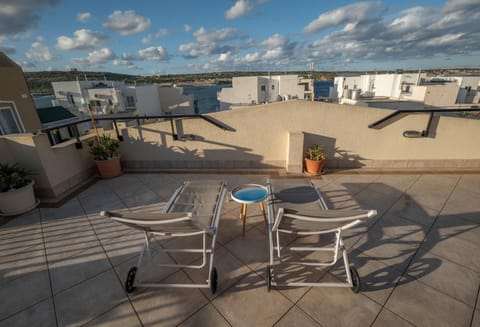 Aloe Vera penthouse corner Apartment in Malta