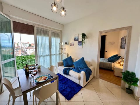 Bed, View (from property/room), Balcony/Terrace, Living room, Photo of the whole room, Seating area