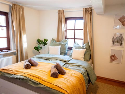 Bed, Bedroom