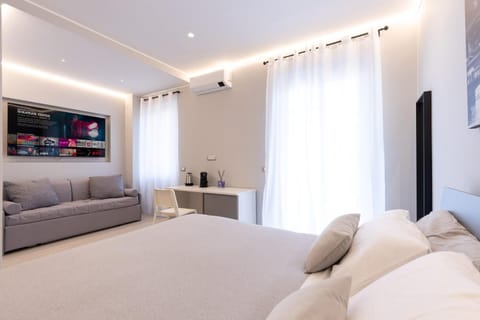 TV and multimedia, Photo of the whole room