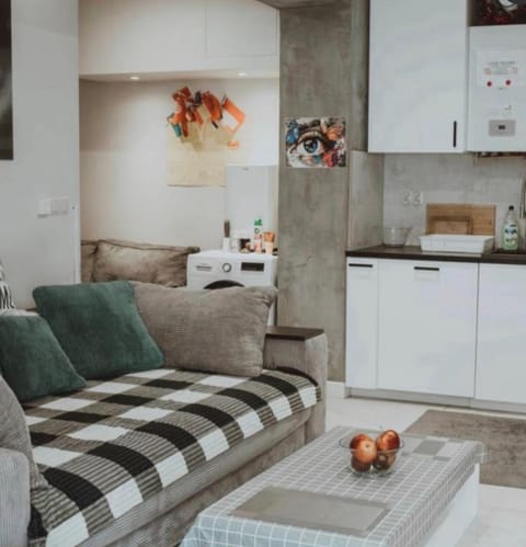 GRAND COMFORT 3 Bedroom, 3 Bathroom, Ground Floor&Fresh Air Apartment in Krakow