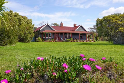 Property building, Natural landscape, Garden
