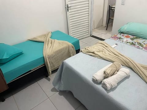 Photo of the whole room, Bedroom, towels