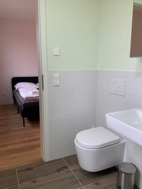 Toilet, Bed, Bathroom, Bedroom