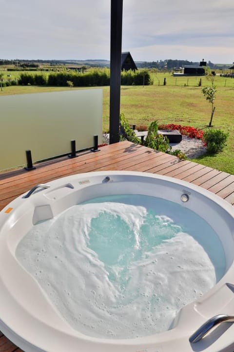 Day, Natural landscape, Hot Tub