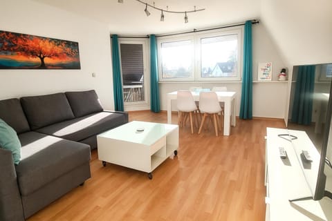 Bed, TV and multimedia, Living room, Seating area, Dining area, City view, City view, Garden view, Garden view, Quiet street view