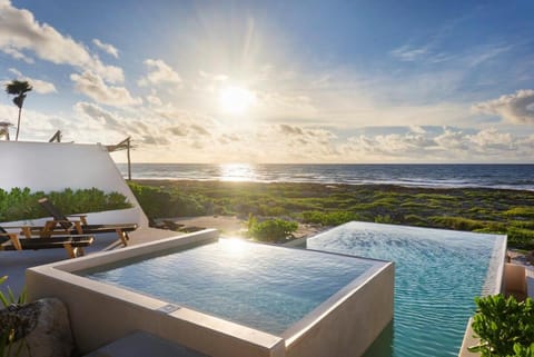 Day, Sea view, Swimming pool, Sunset, sunbed