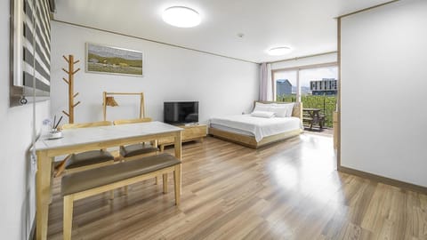 Property building, Photo of the whole room