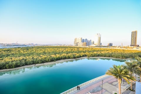 Full Sea & Mangroves View - Al Reem - 7 People Apartment in Abu Dhabi