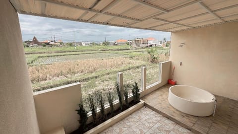 Vila Oma Bed and Breakfast in North Kuta