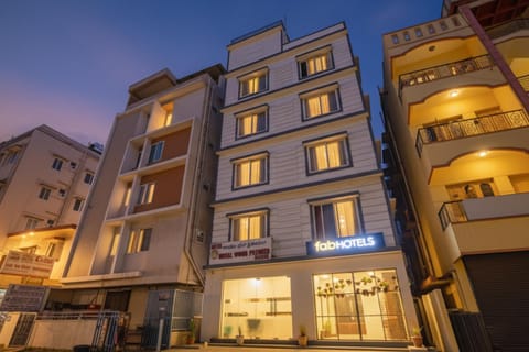 Property building, Night